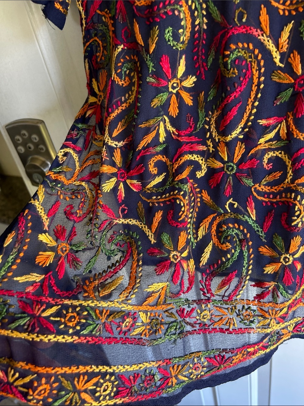 ROYAL MOTA SHEER NAVY BLUE TUNIC IS ADORNED WITH FLORAL & EMBROIDERED SZ 40 - Picture 5 of 12